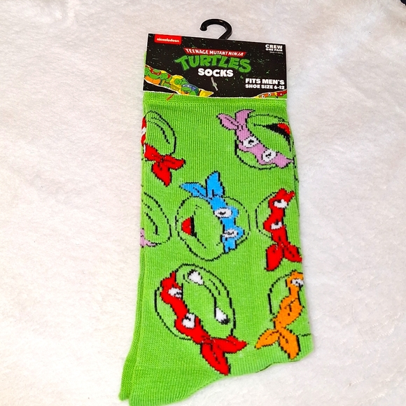 Teenage Mutant Ninja Turtles men's socks, fits shoe size 6-12 Nickelodeon - Picture 1 of 7